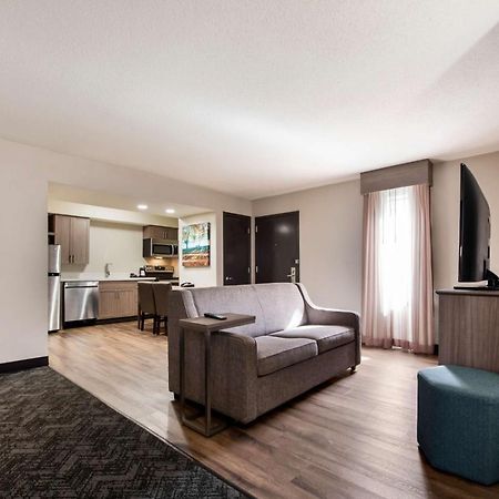 Best Western Fishkill Inn & Suites Kültér fotó