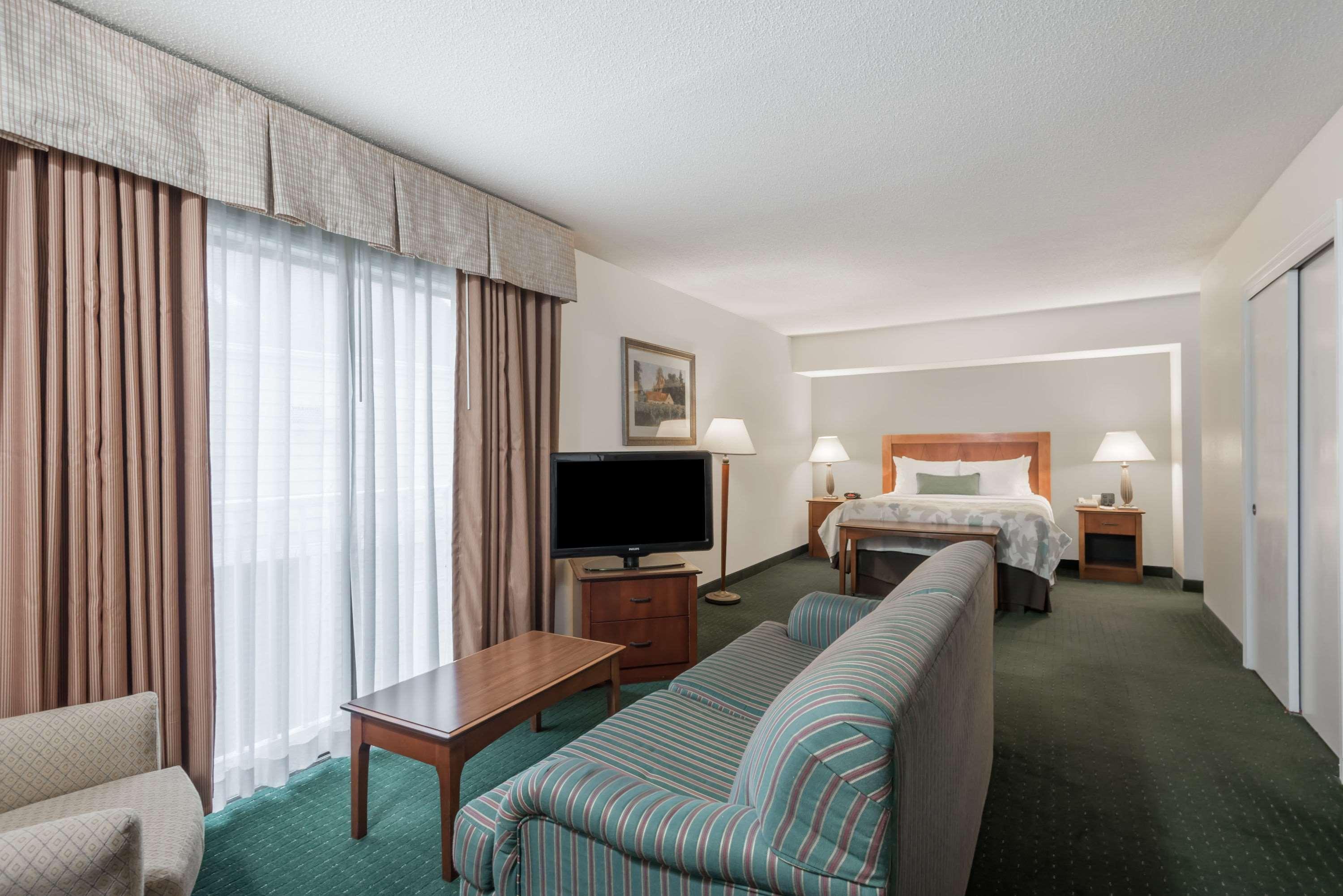 Best Western Fishkill Inn & Suites Kültér fotó